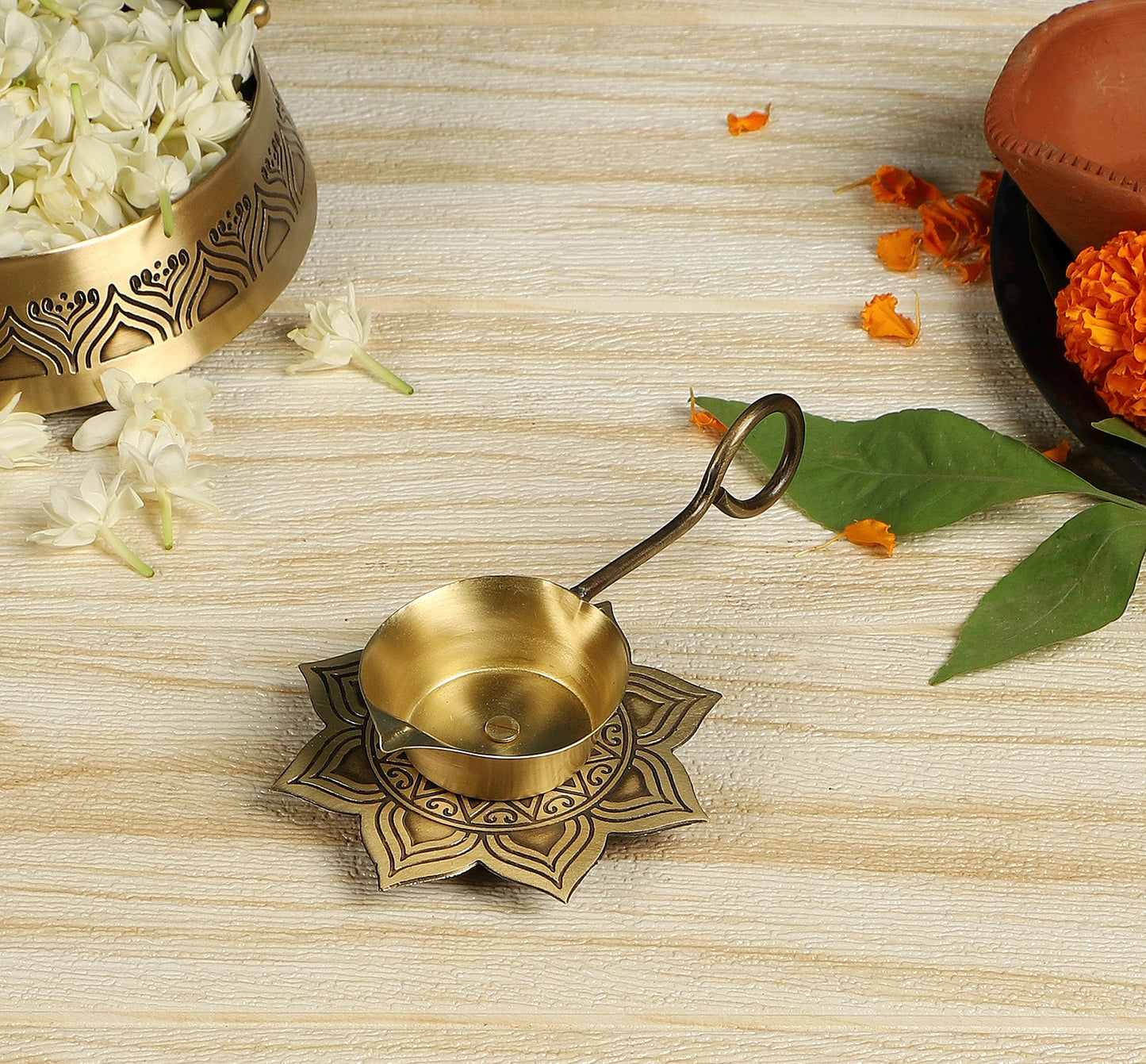 Alpana Brass Arti Diya with handle (Gold & Antique)