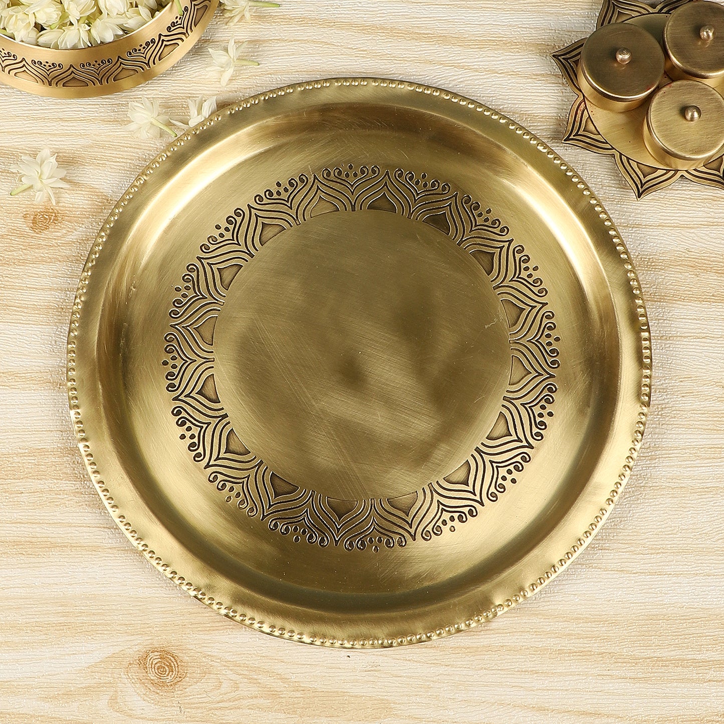Alpana Brass Pooja Thaali (Gold & Antique)