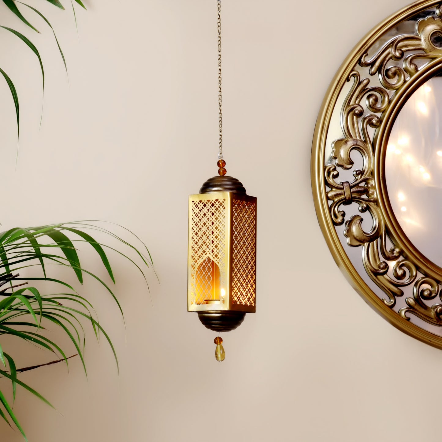 Tista Hanging Tea Light Holder (Gold & Antique)
