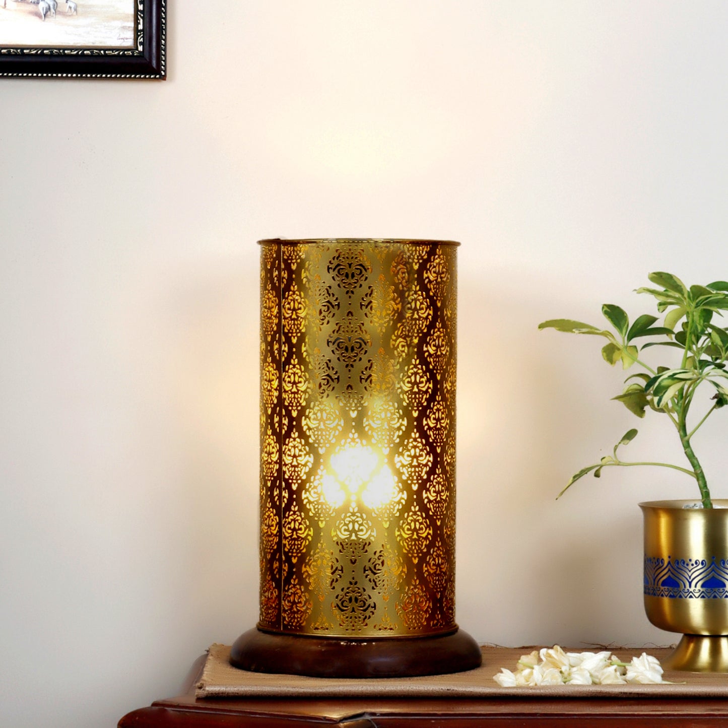 Gandhara Ambient Lamp with Wooden base