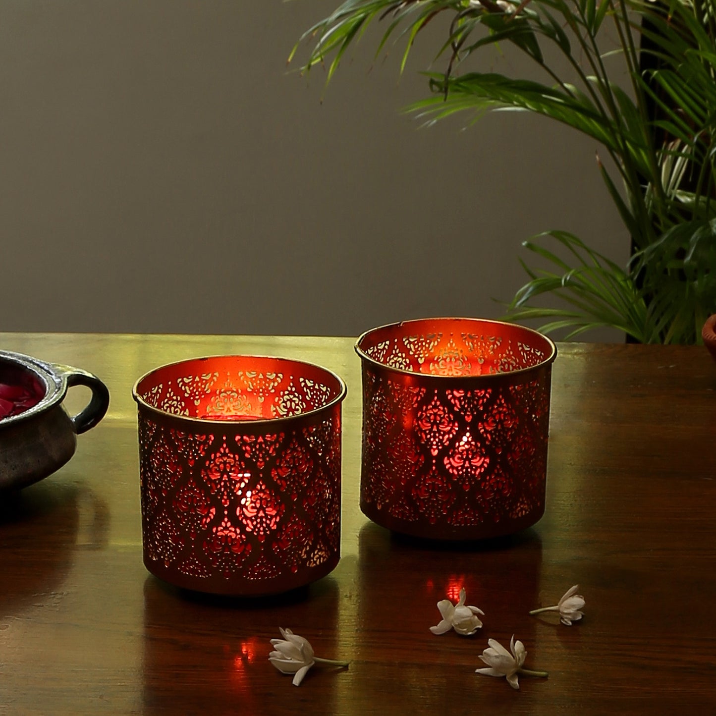 Gandhara Votive with Red Tea Light holder - Set of 2