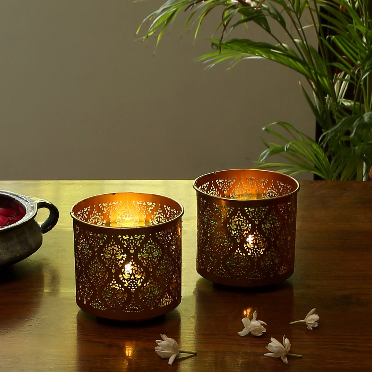 Gandhara Votive with Green Tea Light holder - Set of 2