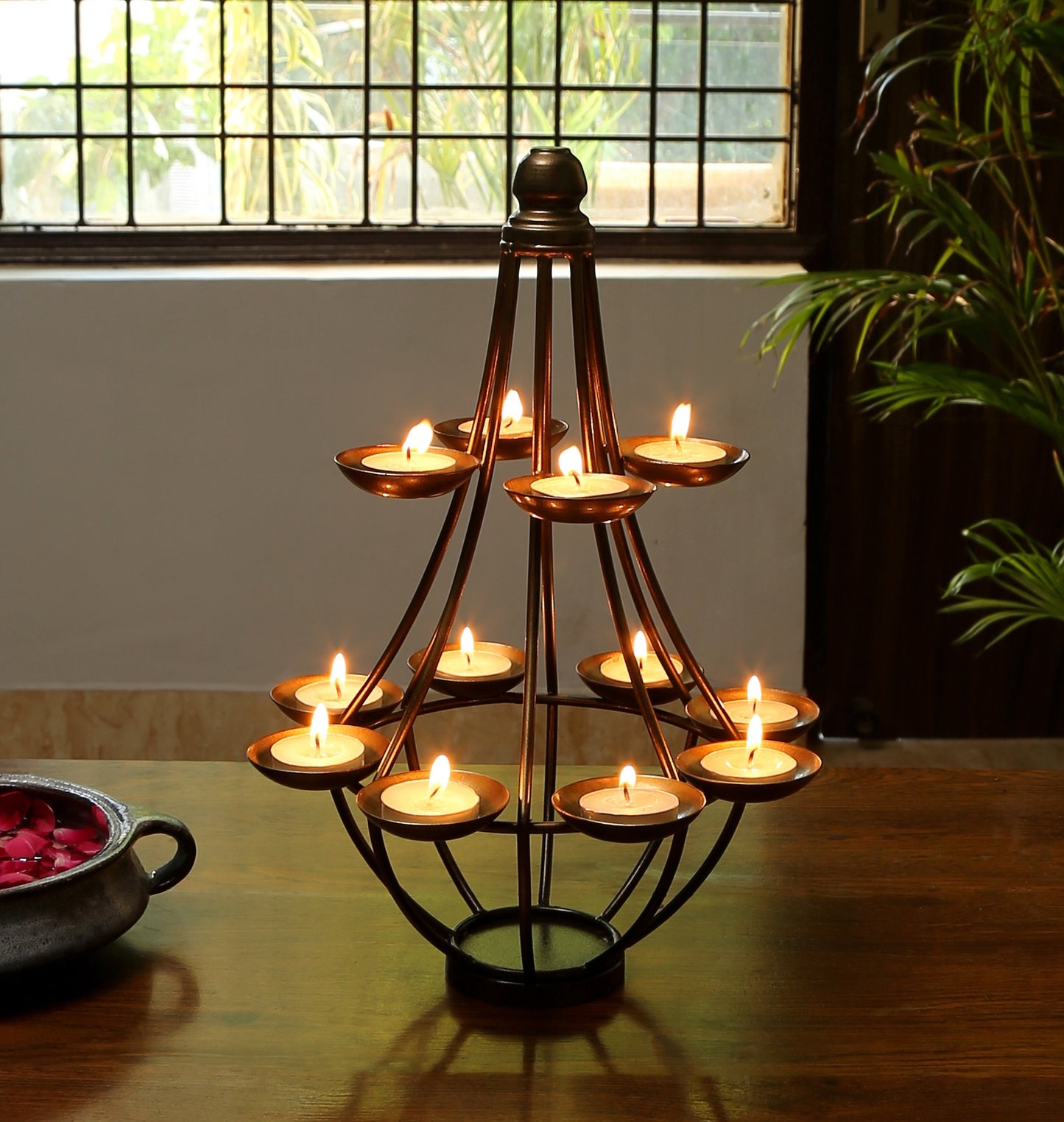 Ektara Table Tea Light Holder (Antique Gold)