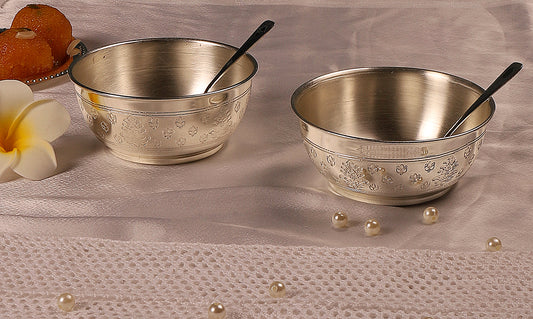 Silver Plated Brass Dessert Bowl with Spoon - Set of 2 (Silver)