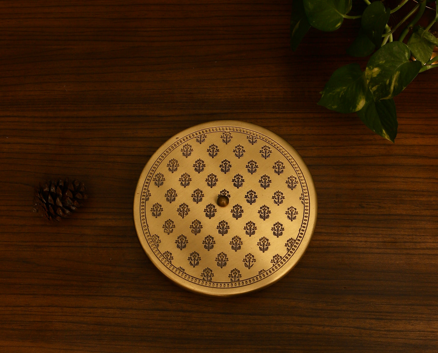 Mogra Brass Masaladan (Gold & Antique)