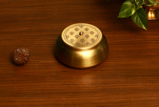 Mogra Brass Flat base Jar (Gold & Antique)