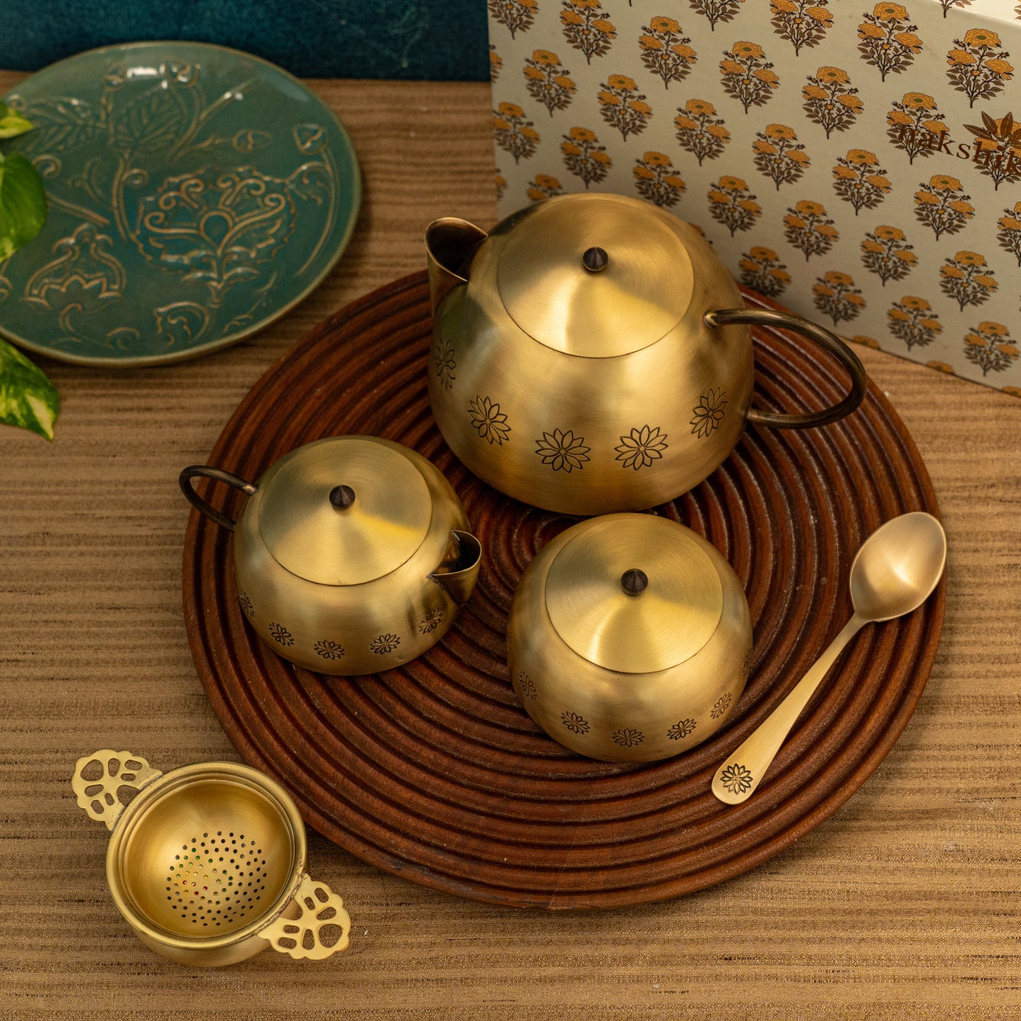 Marigold Brass Tea set with Teapot,Sugar pot, Milk pot,Strainer and Spoon