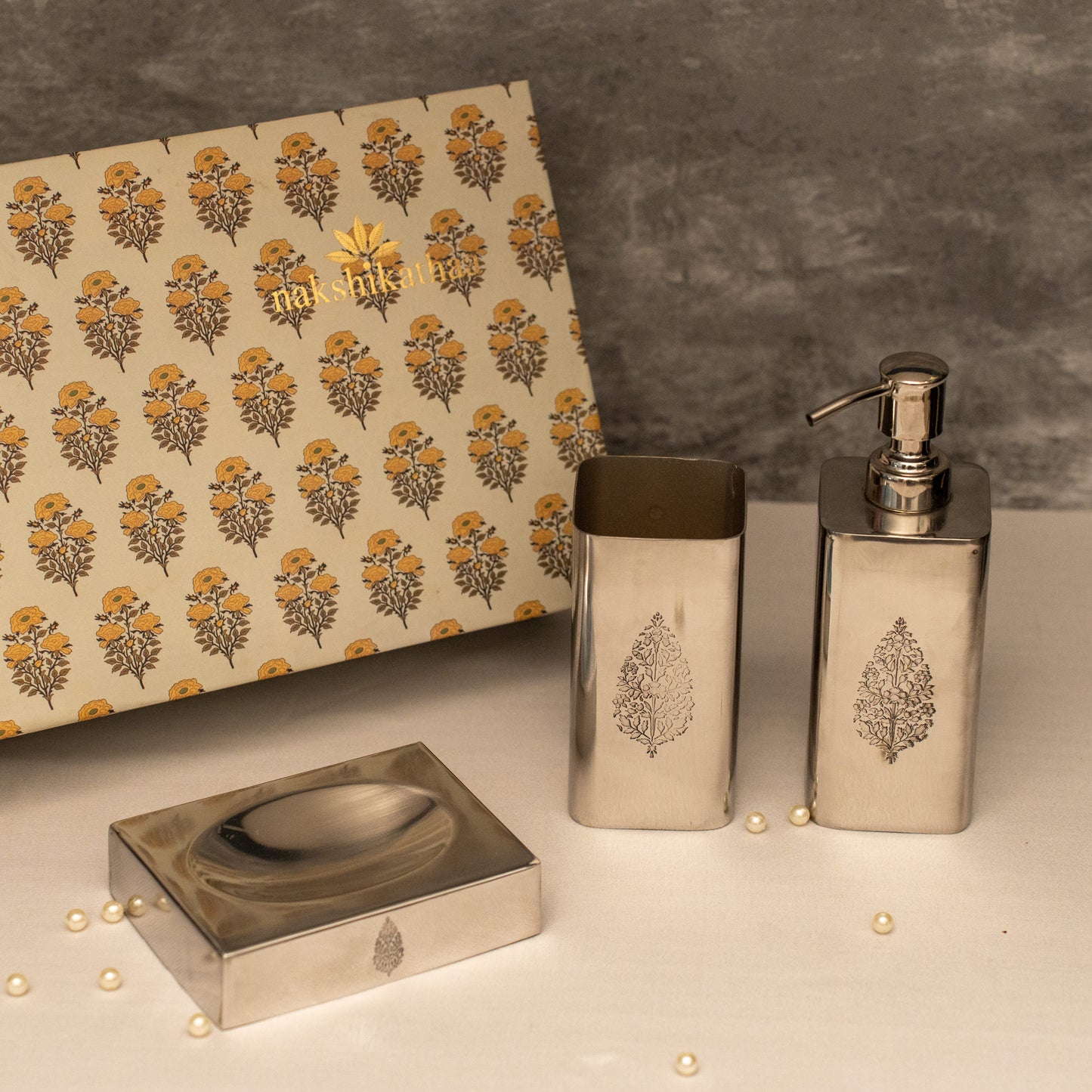 Chinar Steel Bath set with Dispenser, Tooth Brush holder and Soap dish