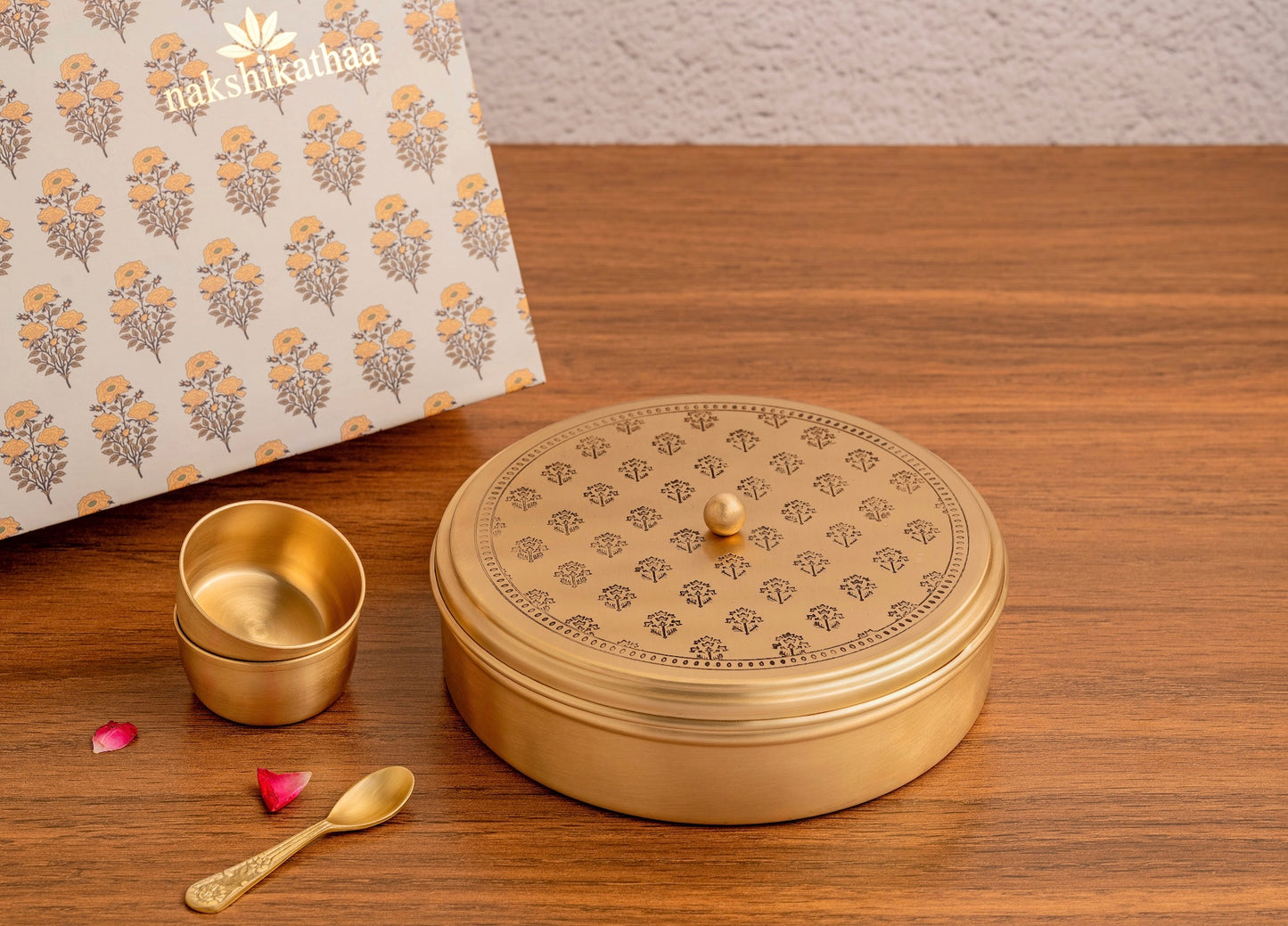 Mogra Brass Big Masaladan (Gold & Antique)