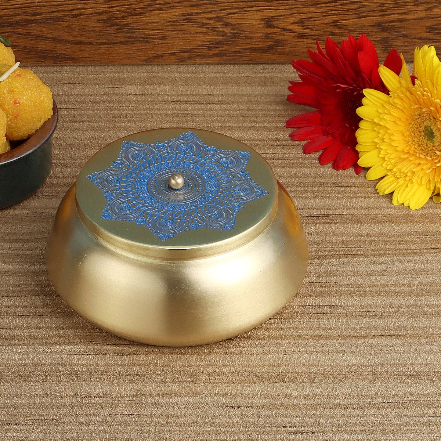 Dohar Brass Flat base Jar (Blue)