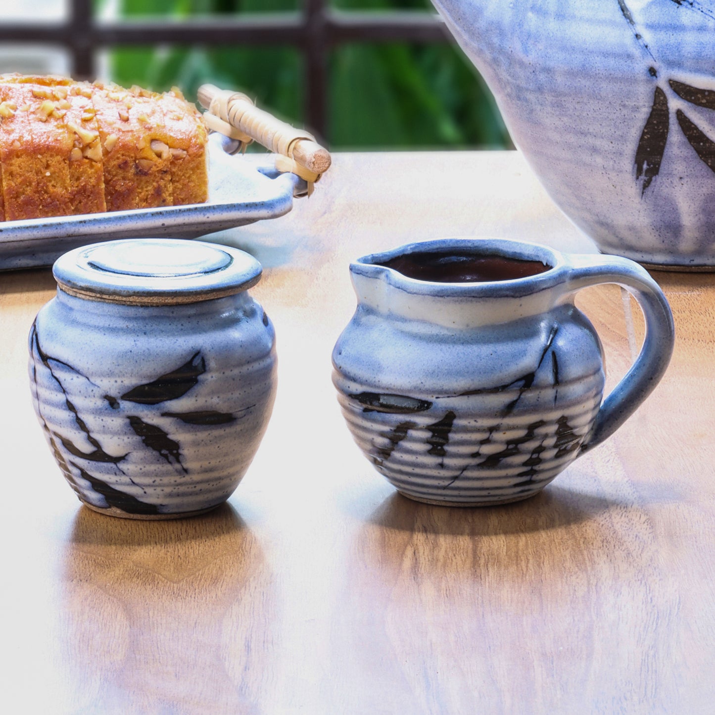 Studio Pottery Sugar Pot and Milk Jug Set (Blue)