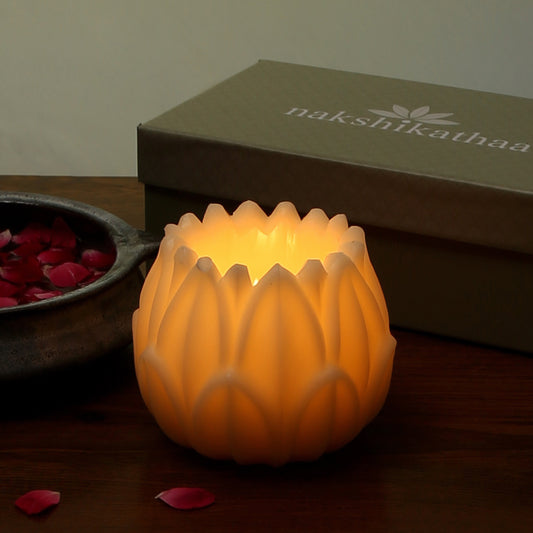 Lotus Candle votive- Large (Ivory White)