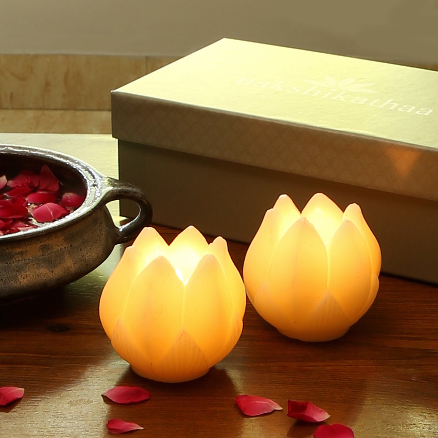 Lotus Candle votive- Set of 2 (Ivory White)